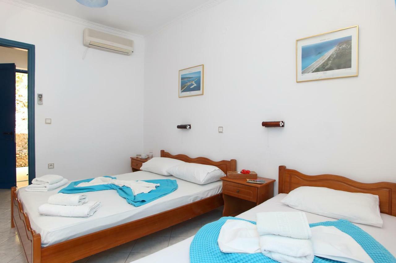 Theocharis Bros - Studios Apartments Áyios Nikítas المظهر الخارجي الصورة